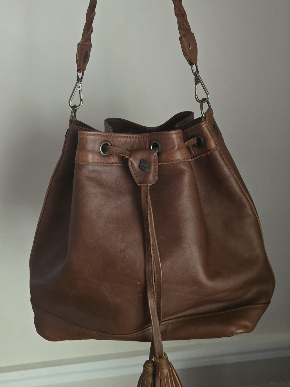 Nena & Co Drawstring Bucket Bag-cafe